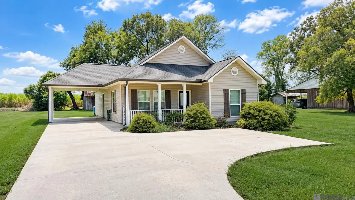 1141 Plauche St, Morganza, LA 70759 - #1