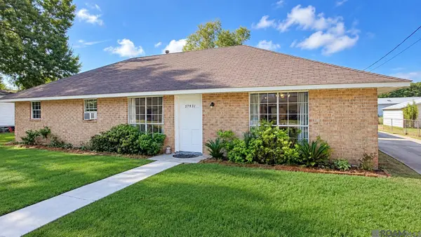 57931 Borruano Dr, Plaquemine, LA 70764