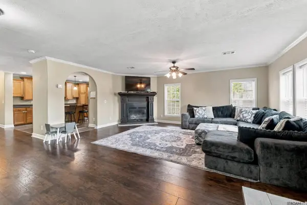 28600 George White Rd, Holden, LA 70744