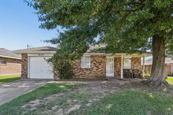 1600 Van Arpel Dr, Laplace, LA 70068