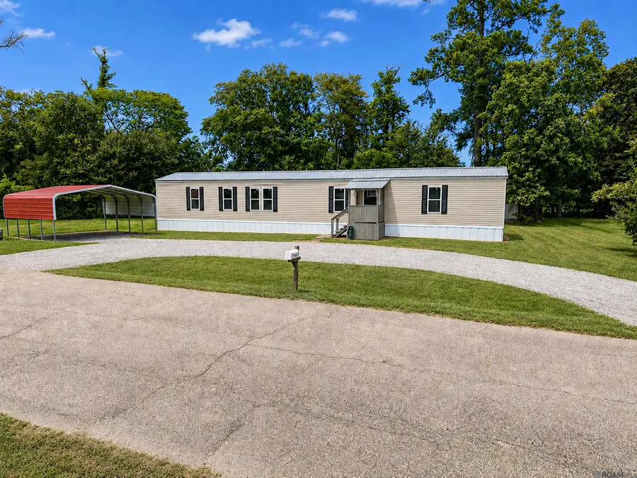 34040 Robbie Lee Dr, Denham Springs, LA 70706 - #3