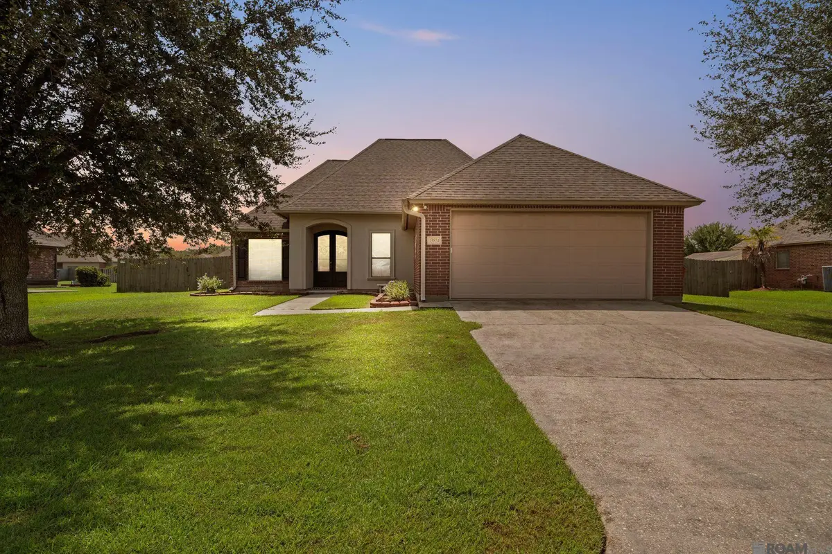 13824 Parkway Dr, Denham Springs, LA 70726 - #1