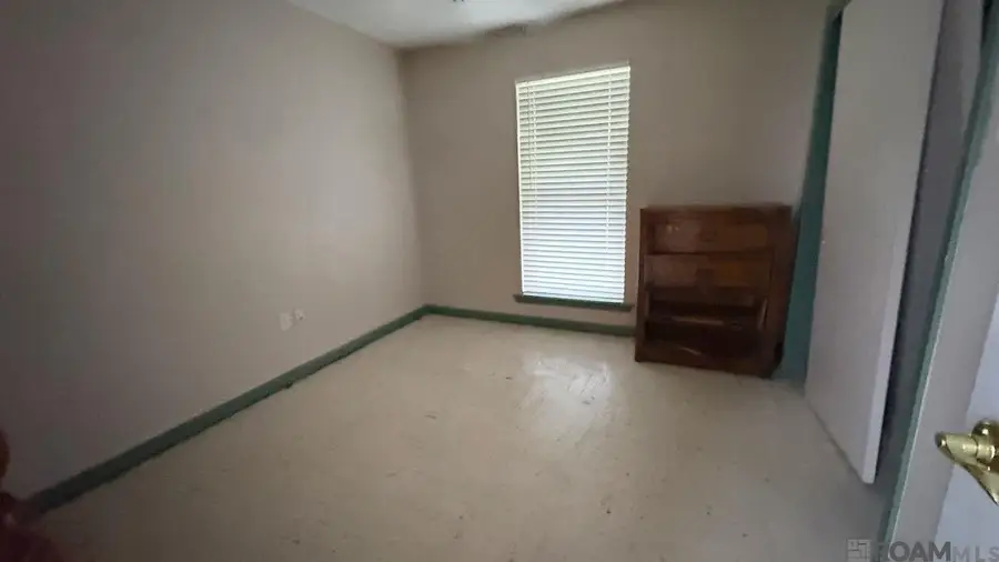14093 Golden Leaf St, Gonzales, LA 70737 - #2