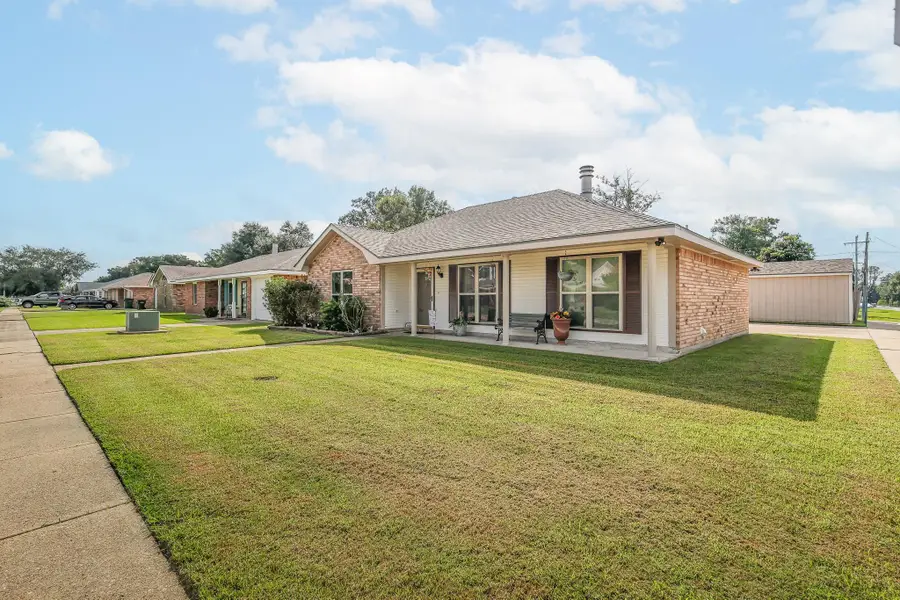 400 Louis Dr, Houma, LA 70360 - #2