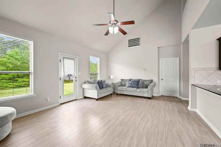 10709 Braves Ave, Denham Springs, LA 70726 - #3
