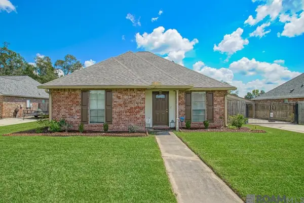 34233 Hawks Cove, Denham Springs, LA 70706