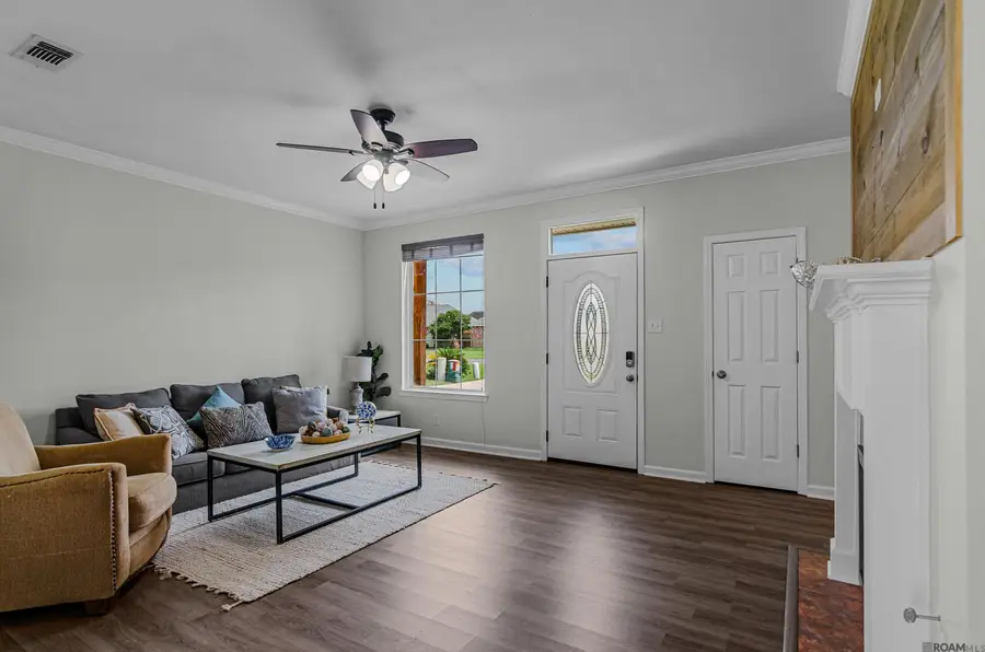 14297 Whispering Oaks Dr, Gonzales, LA 70737 - #2