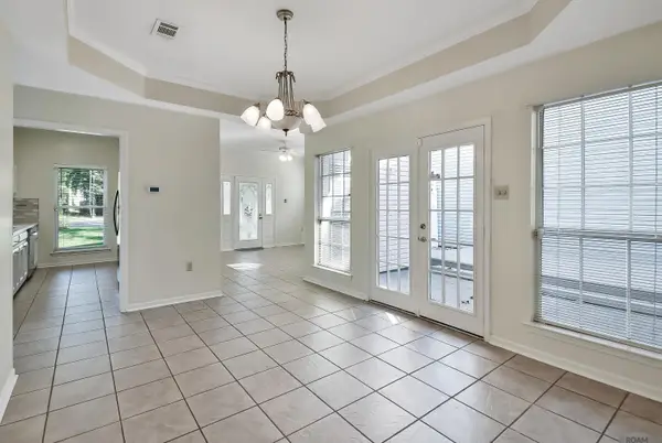 5064 Stumberg Ln, Baton Rouge, LA 70816