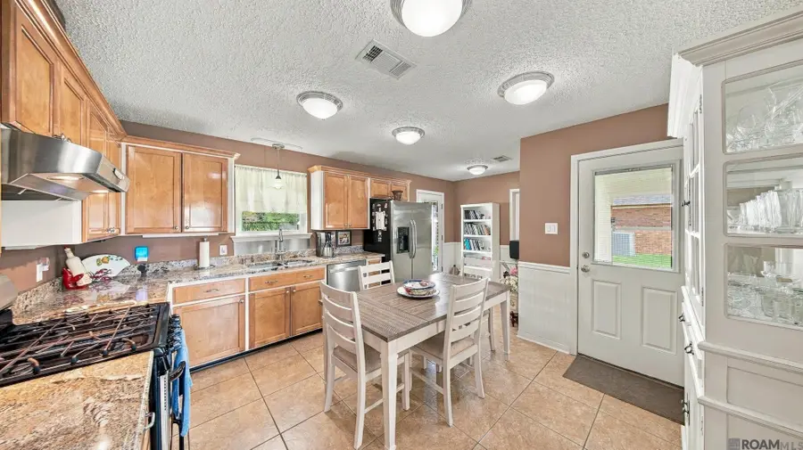 11271 Triche Rd, Gonzales, LA 70737 - #2