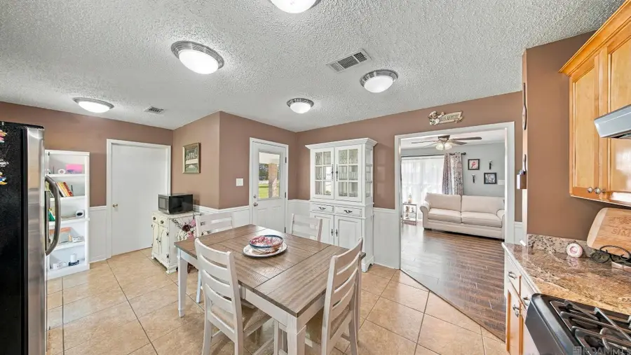 11271 Triche Rd, Gonzales, LA 70737 - #3