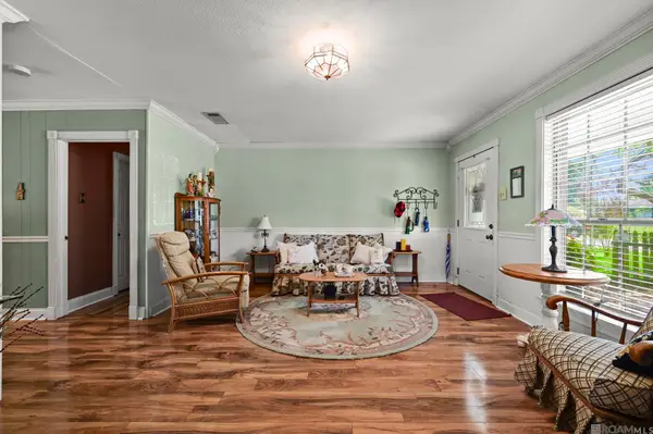 1169 S Burgess Dr, Baton Rouge, LA 70815