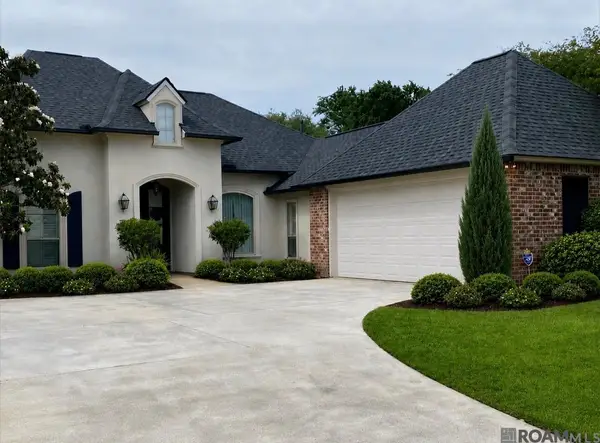 16633 Highland Club Ave, Baton Rouge, LA 70817