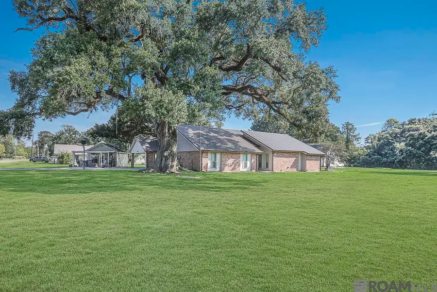 36106 Ridge Rd, Prairieville, LA 70769 - #2