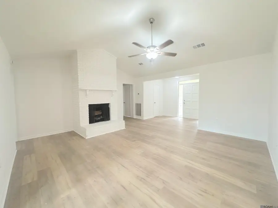 13834 Rampart Ct, Baton Rouge, LA 70810 - #2