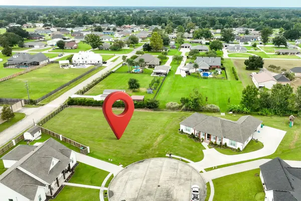 127 Farmington Court, Houma, LA 70364