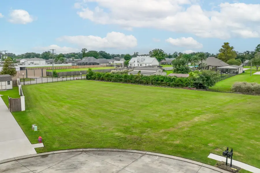 127 Farmington Court, Houma, LA 70364 - #2