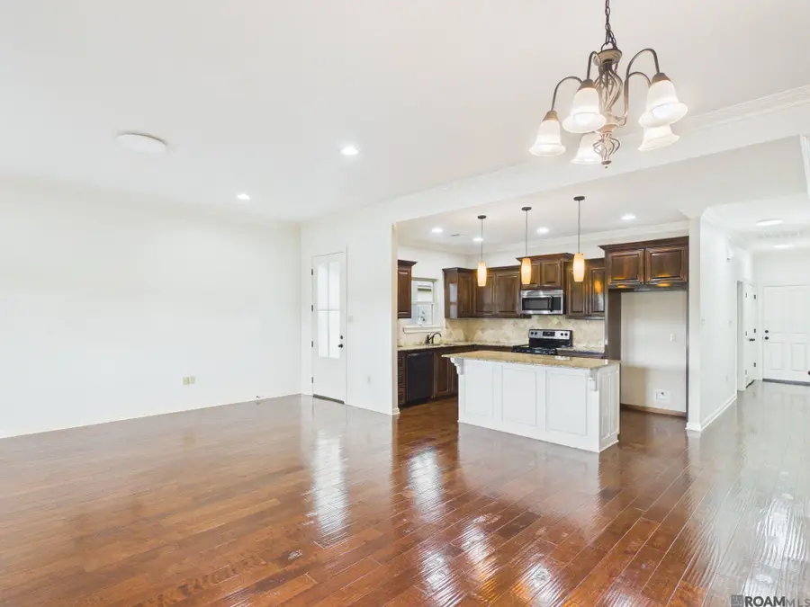 1215 Madrid Ave, Saint Gabriel, LA 70776 - #3