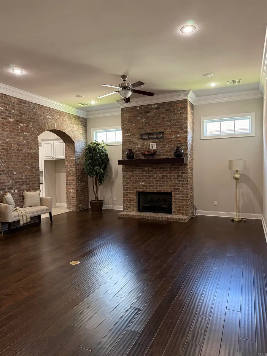 1322 Meadow Grove Ave, Zachary, LA 70791 - #3