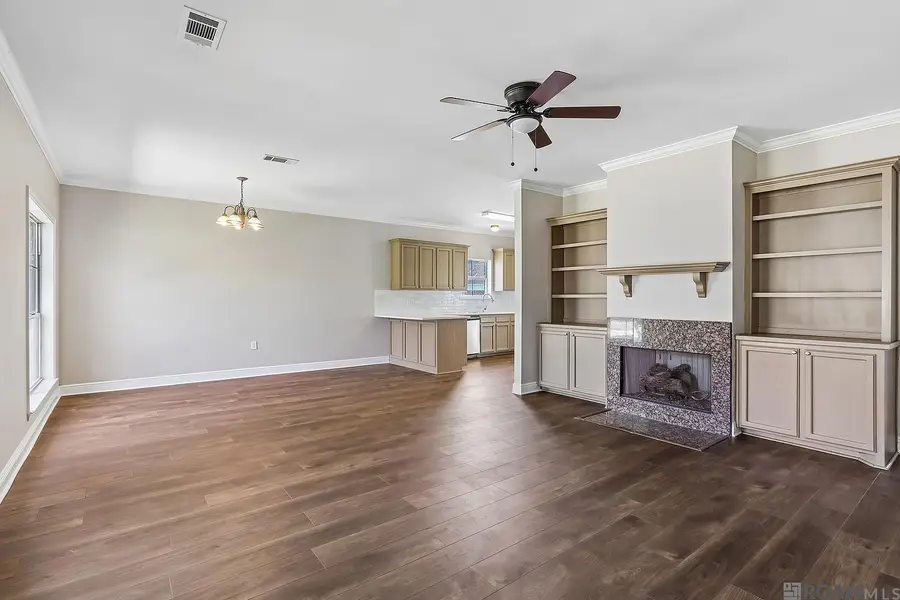 1460 Ironwood Dr, Denham Springs, LA 70726 - #3
