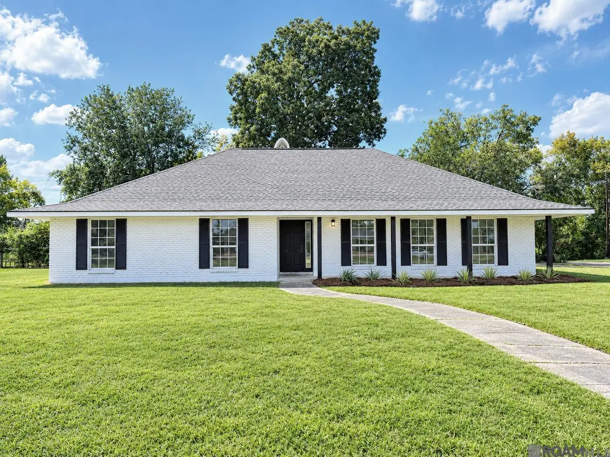 2271 N Alameda Dr, Baton Rouge, LA 70815 - #1