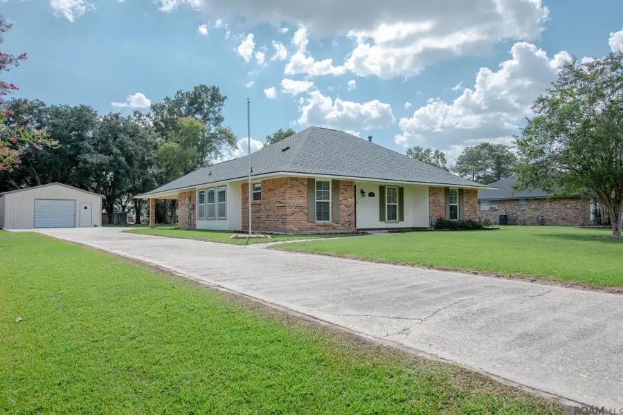 40119 Todd Dr, Prairieville, LA 70769 - #2