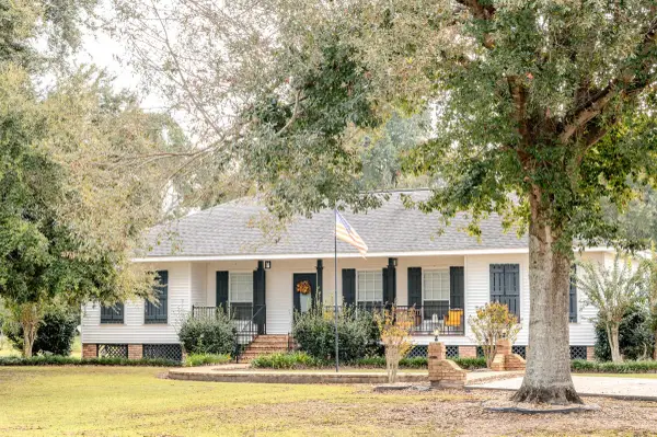 360 Levillage Drive, Larose, LA 70373