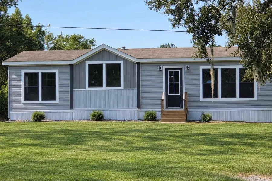 5141 Bayou Black Dr, Gibson, LA 70356 - #2