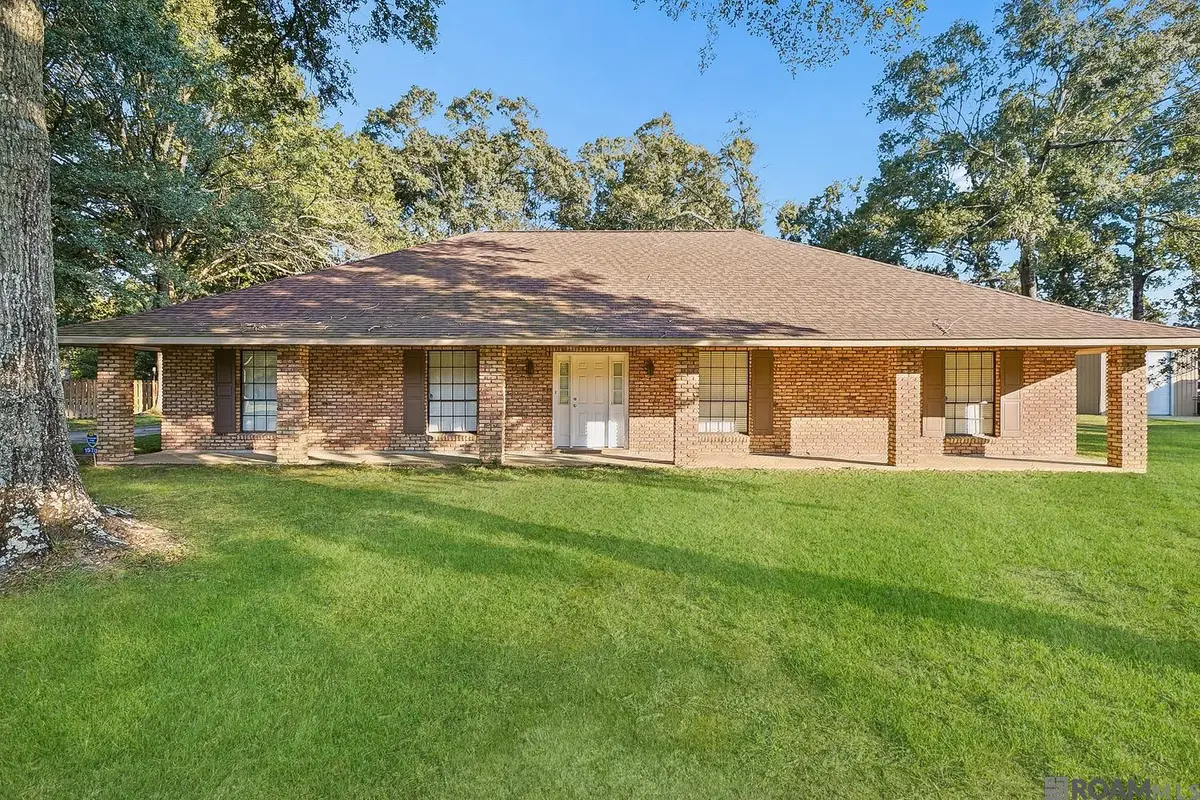 15743 Chivre Ave, Greenwell Springs, LA 70739 - #1
