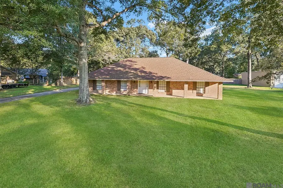 15743 Chivre Ave, Greenwell Springs, LA 70739 - #2