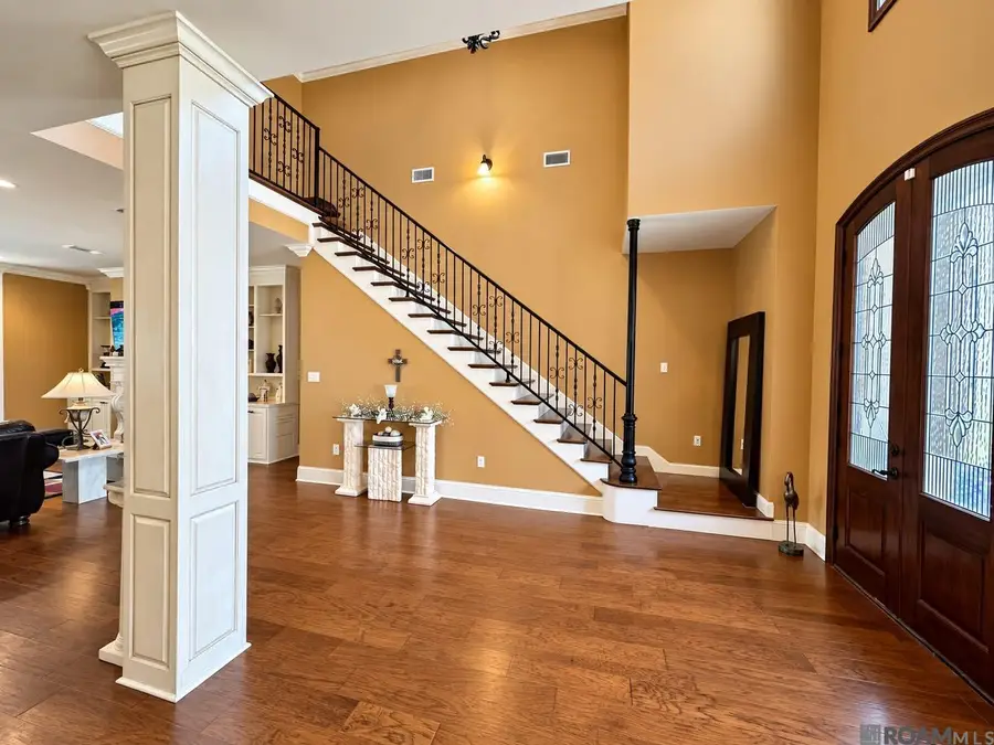 7242 Pirie Dr, Denham Springs, LA 70726 - #3