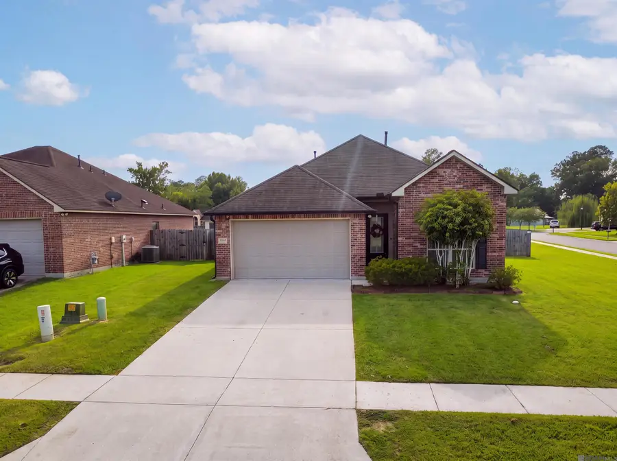 17675 Feather Ridge Dr, Prairieville, LA 70769 - #2