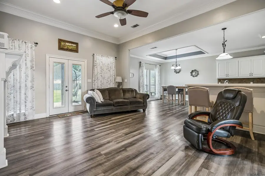 33990 Renee Ave, Denham Springs, LA 70706 - #3