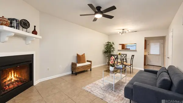 8091 Bayou Fountain Ave #102, Baton Rouge, LA 70820