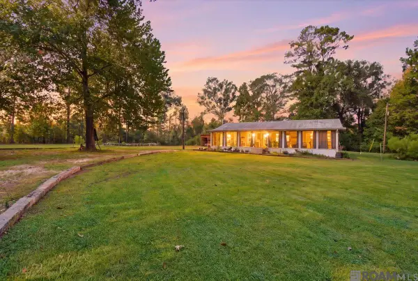 37283 Gene Hughes Rd, Walker, LA 70785