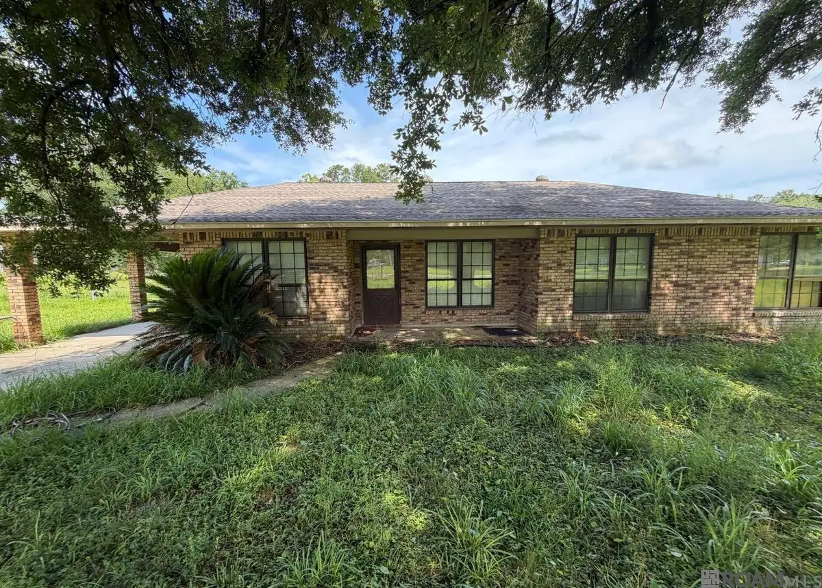 15357 Henderson Bayou Rd, Prairieville, LA 70769 - #1