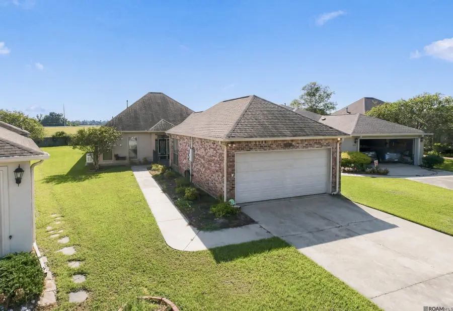 5336 Courtyard Dr, Gonzales, LA 70737 - #2