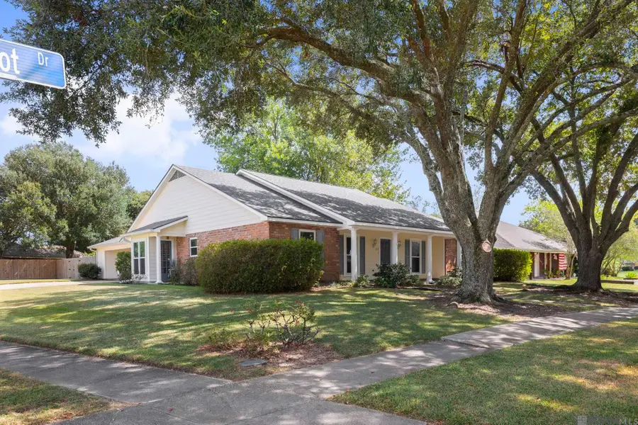 2513 Lancelot Dr, Baton Rouge, LA 70816 - #2