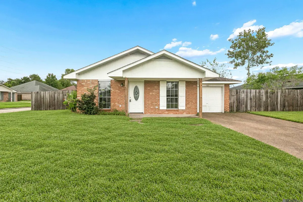 701 Belle Pointe Blvd, Laplace, LA 70068 - #1