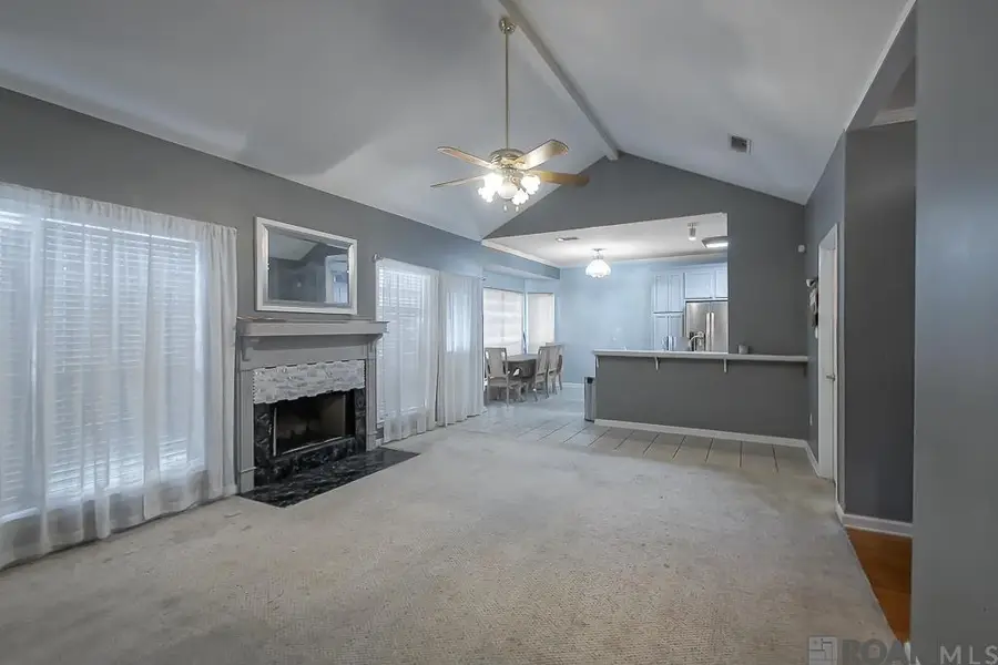 17075 Hunters Trace St W, Prairieville, LA 70769 - #2