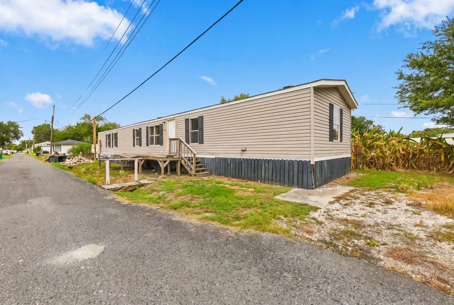 130 W 182nd Place, Galliano, LA 70354 - #2