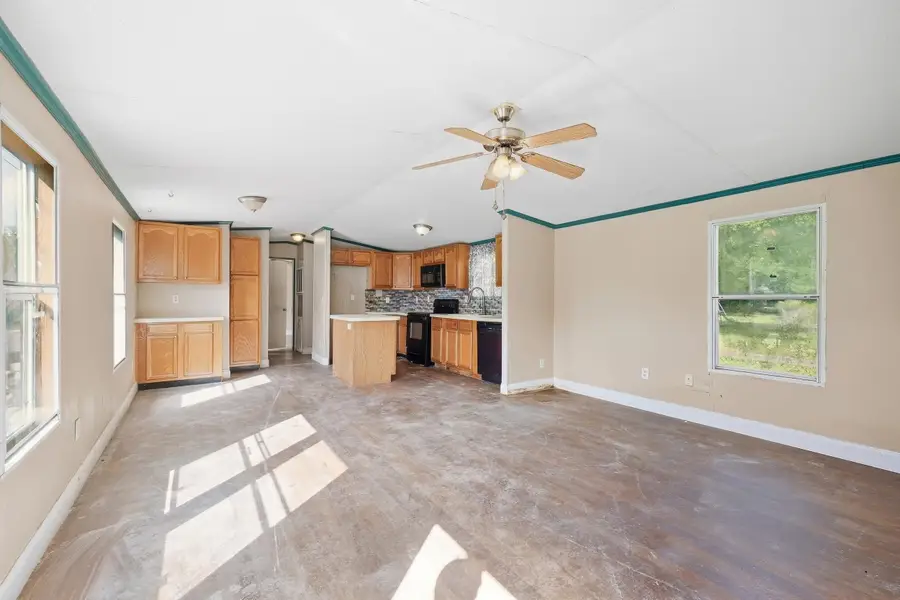 130 W 182nd Place, Galliano, LA 70354 - #3