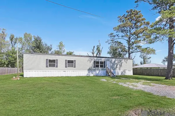 41518 Danny Rd, Prairieville, LA 70769