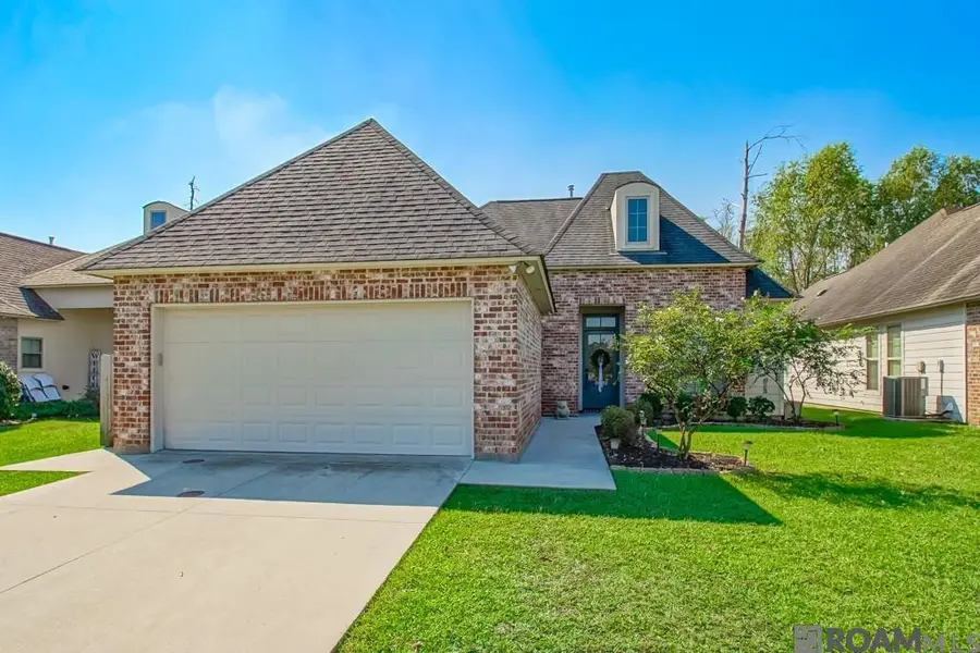 10372 Grand Plaza Dr, Denham Springs, LA 70726 - #2