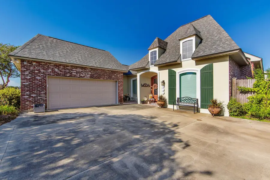 176 Lansdown Drive, Houma, LA 70360 - #2
