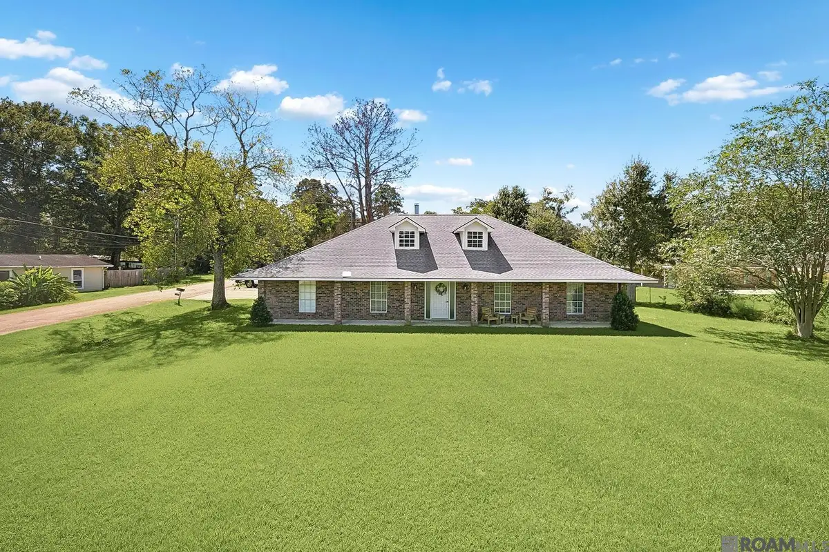 11246 Arnold Rd, Denham Springs, LA 70726 - #1
