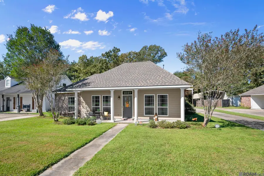 1037 Redwood Dr, Denham Springs, LA 70726 - #2