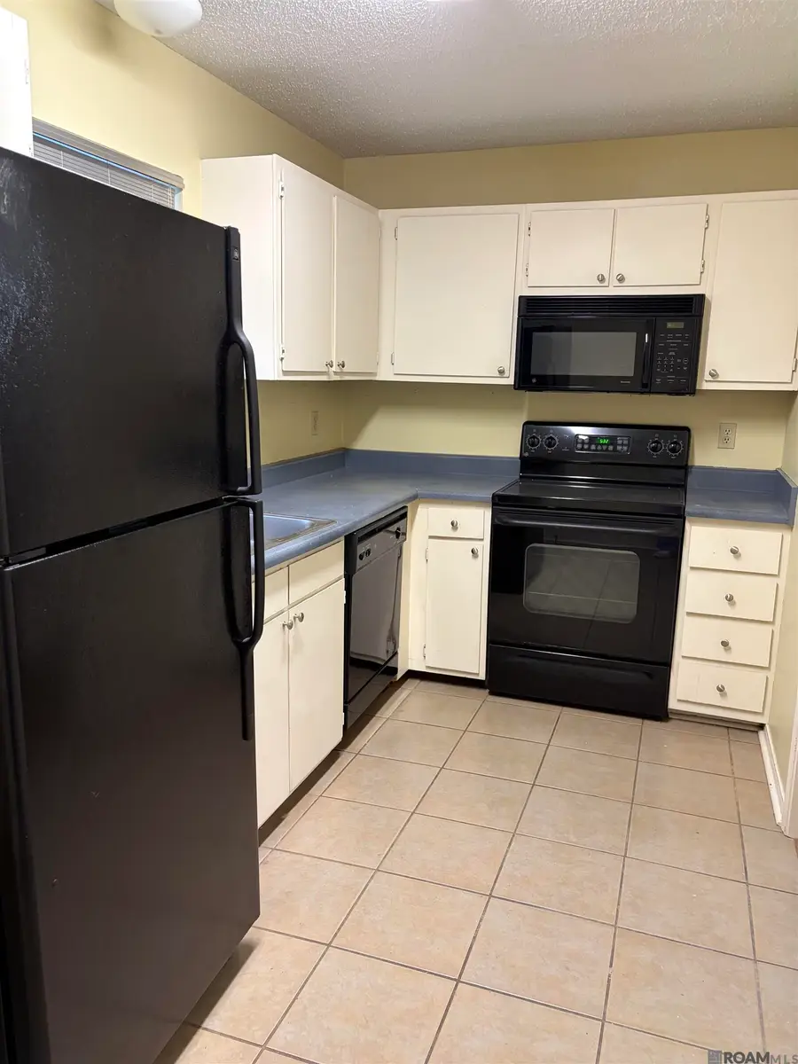 1718 Brightside Dr #A, Baton Rouge, LA 70820 - #3