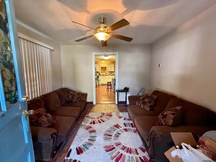 513 N Marchand Ave, Gonzales, LA 70737 - #2