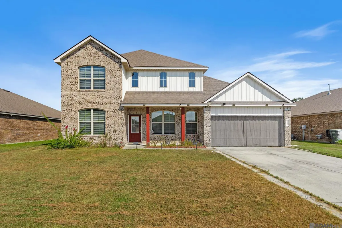 10589 Tumbleweed Dr, Denham Springs, LA 70706 - #1