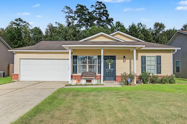22784 Lafourche Ln, Denham Springs, LA 70726